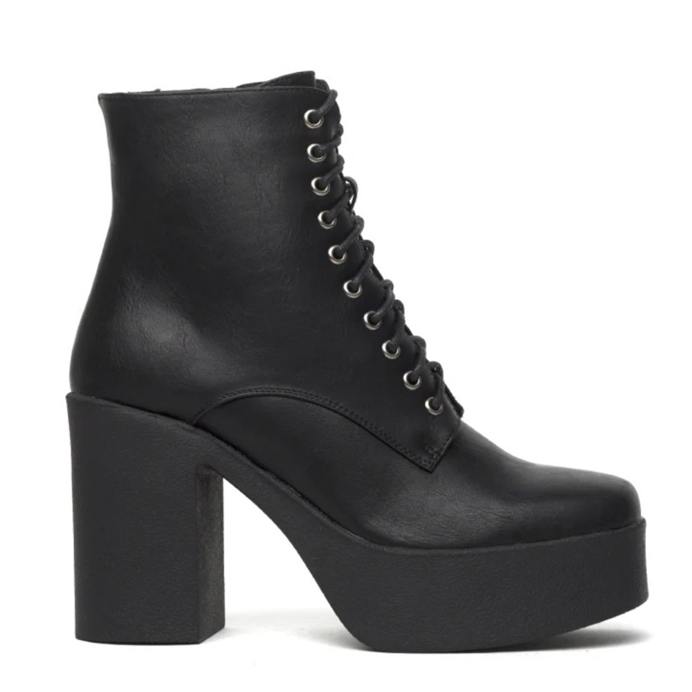 Lamoda Insomnia Platform Lace-up Festival/Rave Boots Size 9